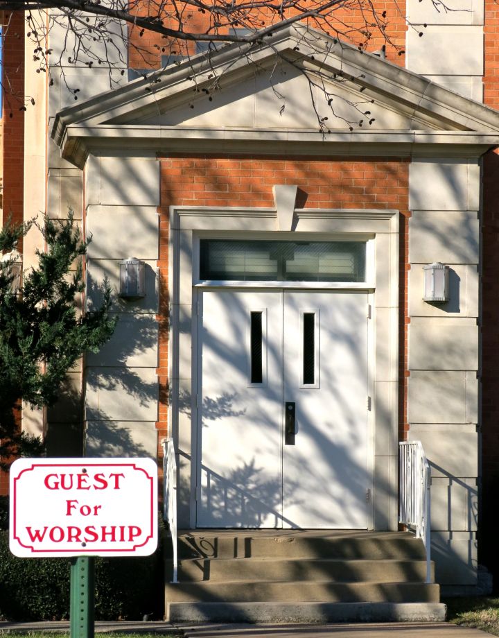 For the Guest Worshiper, nothing beats front row parking like at the Richland Hills UMC ("Good to see ya, come on in!" inspired architecture) 