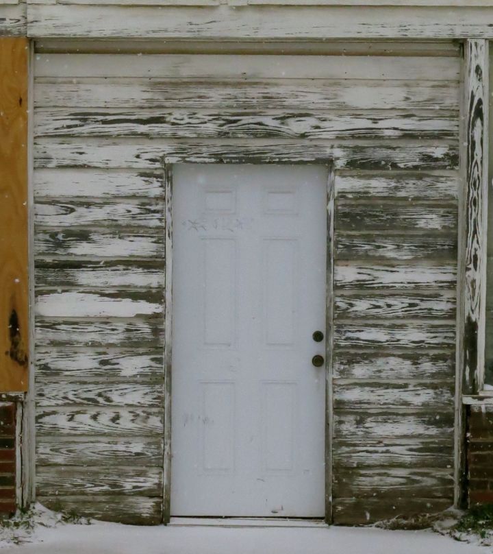 Old front, new door…arrgghh