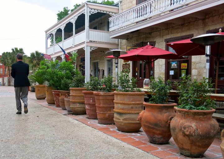 a mismatched collection  of pots…that seems to work together oddly enough 