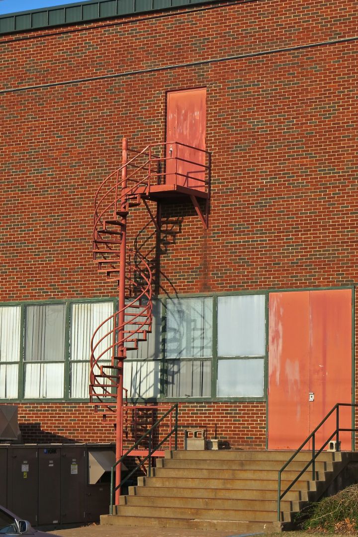 You chose. Straight in or take the spiral roundabout way up (or down) the steps